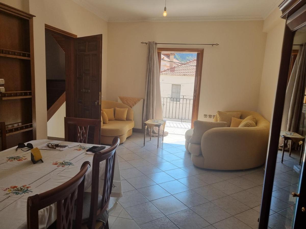 Apartment Theodoros Leonidio Exterior photo